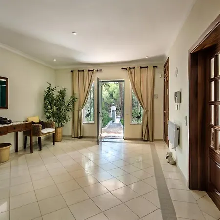 Sleeps 8 Pool Air Con T480069 Villa Vale do Lobo
