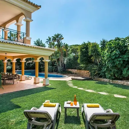Sleeps 8 Pool Air Con T480069 Vale do Lobo