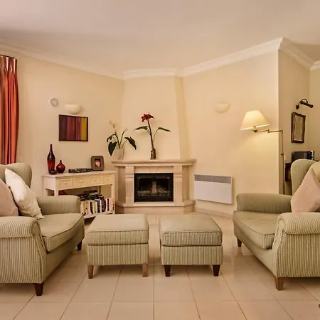 Sleeps 8 Pool Air Con T480069 Villa